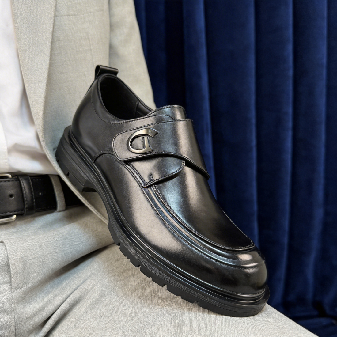 Men leather shoes business shoes