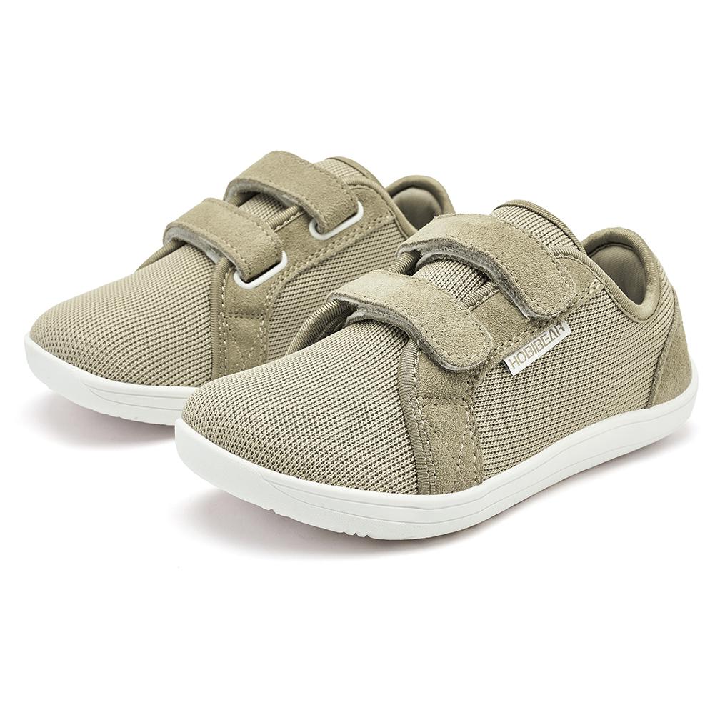 Wide-toe shoes children