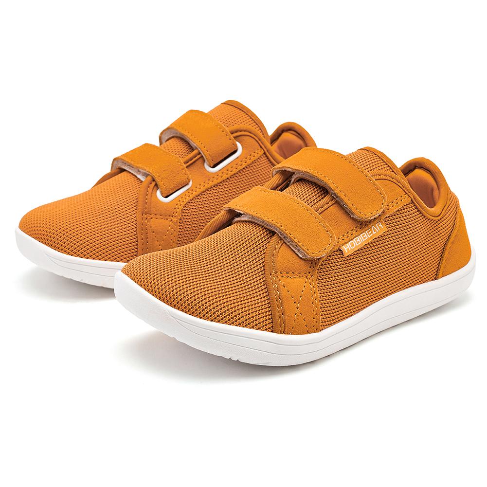 Wide-toe shoes children