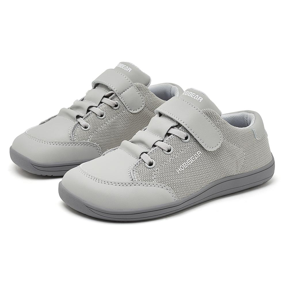 Wide-toe shoes children