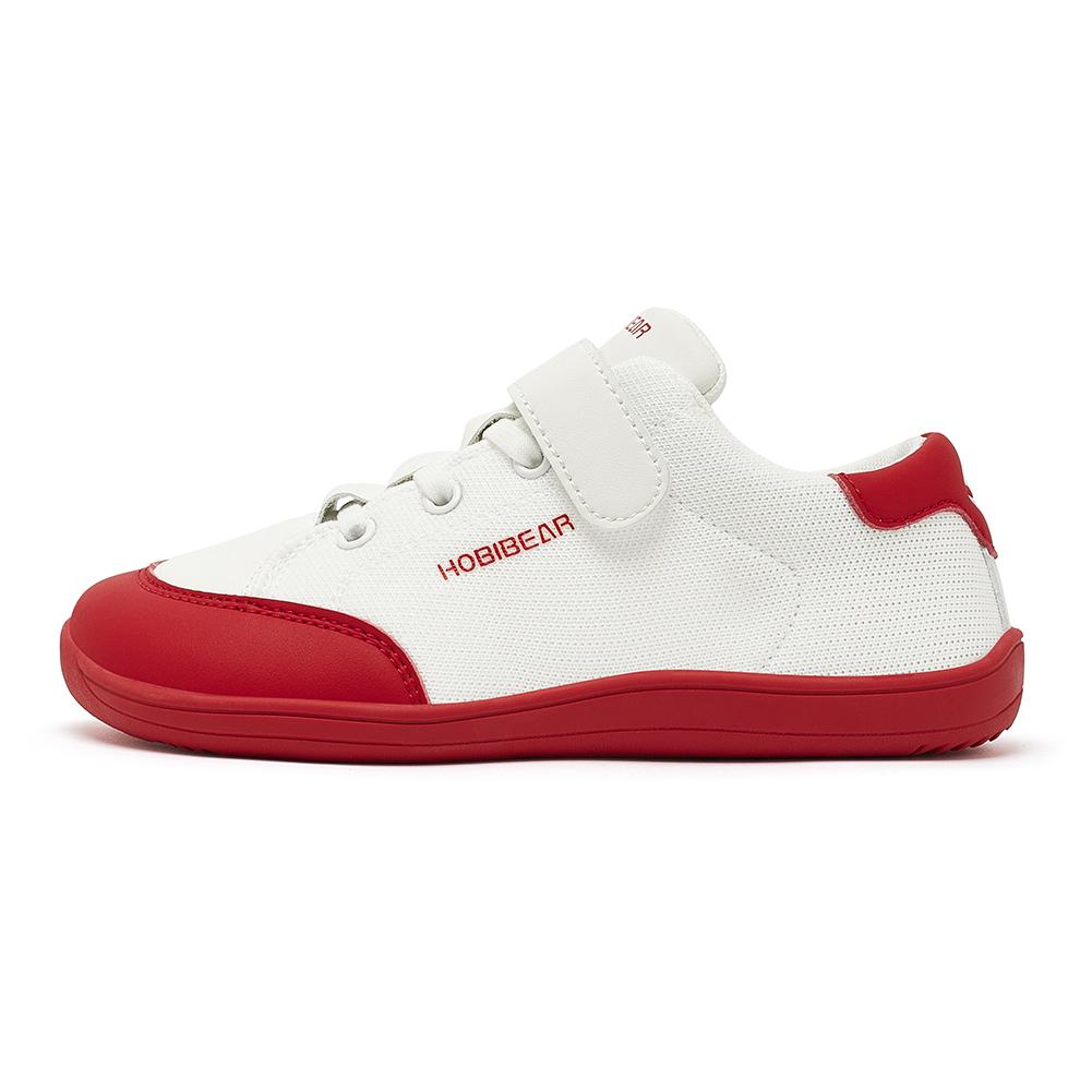 Wide-toe shoes children