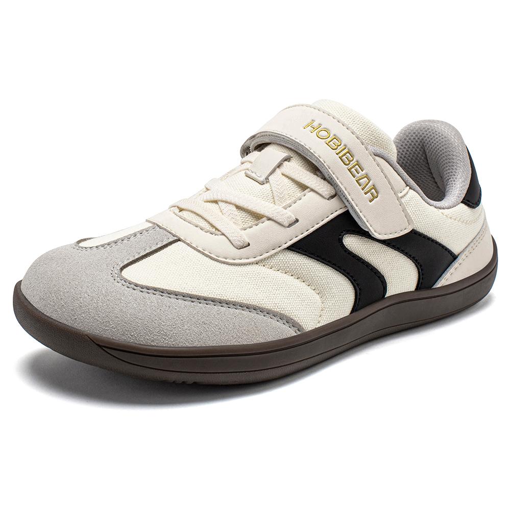 Wide-toe shoes children