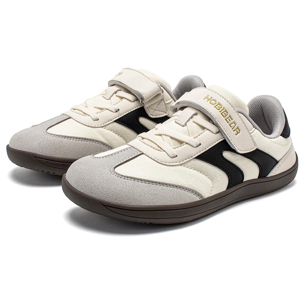 Wide-toe shoes children